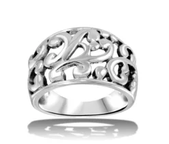 BAGUE DÔME AJOURÉ À MOTIF FLEUR/COEUR EN ARGENT