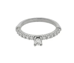 BAGUE EN OR 14K BLANC SERTIE DE DIAMANTS