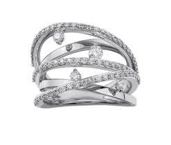 BAGUE EN OR 10K SERTIE DE DIAMANTS CANADIENS ET DE DIAMANTS