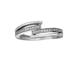 BAGUE EN OR 10K SERTIE DE DIAMANTS