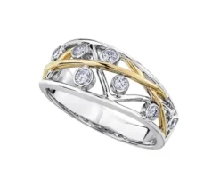 BAGUE EN OR 10K SERTIE DE DIAMANTS