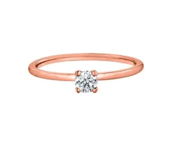 BAGUE EN OR 10K SERTIE DpiUN DIAMANT CANADIEN