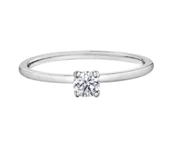 BAGUE EN OR 10K SERTIE DpiUN DIAMANT CANADIEN