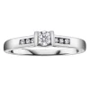 BAGUE EN OR 14K SERTIE DpiUN DIAMANT CANADIEN ET DE DIAMANTS