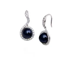 BOUCLES EN ARGENT RHODIÉ SERTIES DE PERLE SYNTHÉTIQUES TEINTÉES ET DE CUBIQUES ZIRCONIAS