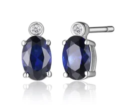 BOUCLES FIXES EN ARGENT RHODIÉ SERTIES DE SAPHIRS ET DIAMANTS DE LABORATOIRES