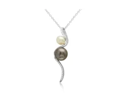 COLLIER EN ARGENT RHODIÉ SERTI DE PERLES DpiEAU DOUCE ET DE CUBIQUES ZIRCONIAS