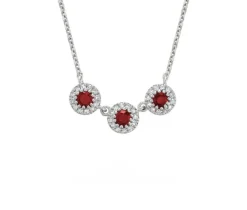 COLLIER EN OR BLANC SERTI DE SAPHIRS, RUBIS OU ÉMERAUDES ET DE DIAMANTS