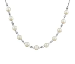 COLLIER EN OR 14K BLANC SERTI DE PERLES DpiEAU DOUCE ET DE DIAMANTS CANADIENS