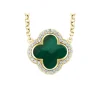 COLLIER EN OR ORNÉ DpiUN TRÈFLE SERTI DE MALACHITE ET DE DIAMANTS