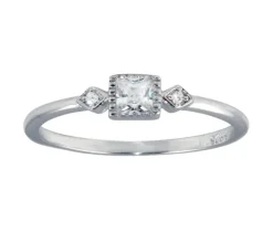 DÉLICATE BAGUE EN ARGENT RHODIÉ SERTIE DE CUBIQUES ZIRCONIAS