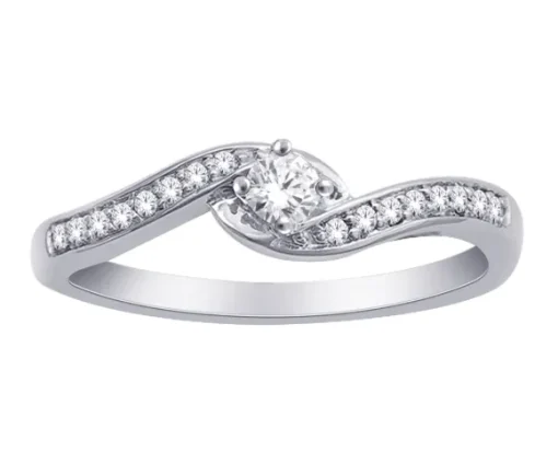 JOLIE BAGUE EN OR 10K SERTIE DE DIAMANTS