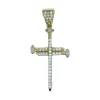 PENDENTIF CROIX/CLOUS EN OR 10K SERTI DE CUBIQUES ZIRCONIAS